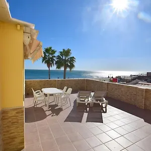 https://carihuela-1-lnea-de-playa.hotelsinnerja.org